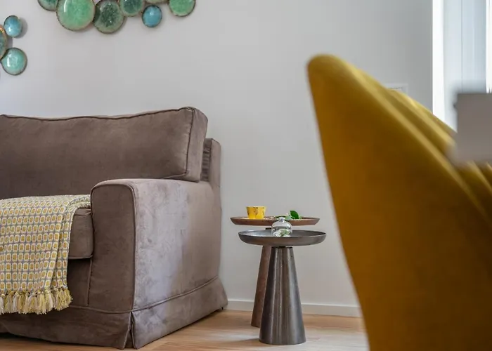 Iflat Wood And Marble Riverfront Apartament Rzym
